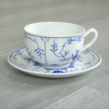 Teetasse gross ca. 0,18 Liter mit Untertasse Friesisch blau Dekor AW