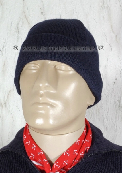 Rollmütze aus 50% Schurwolle (Merino) / 50% Polyacryl innen Baumwolle in 4 Farben