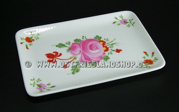 Butterplatte als Untersatz für Zuckerbowle und Gießer Ostfriesische Rose