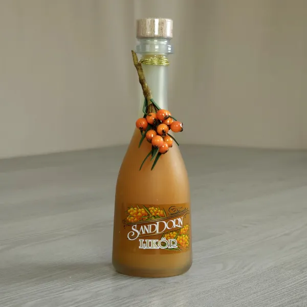 Sanddorn Likör mit 25 % Sandornsaftanteil 0,2 Liter 15 % vol