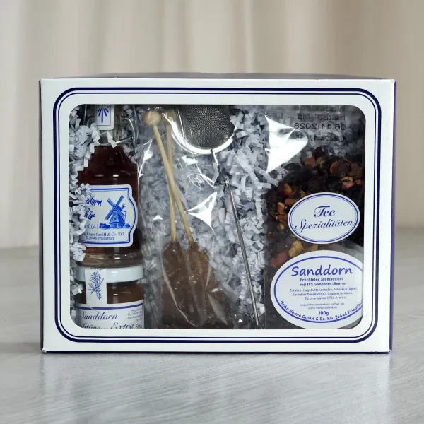 Tee Geschenkpackung mit Tee und Spezialitäten Version IV